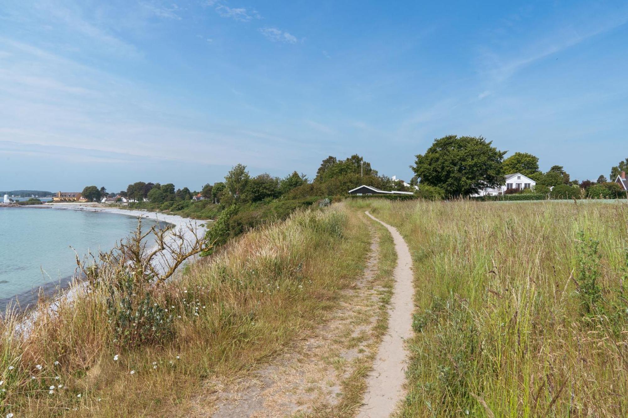 Kridthuset Stevns Klint Hotel Rødvig Exterior foto
